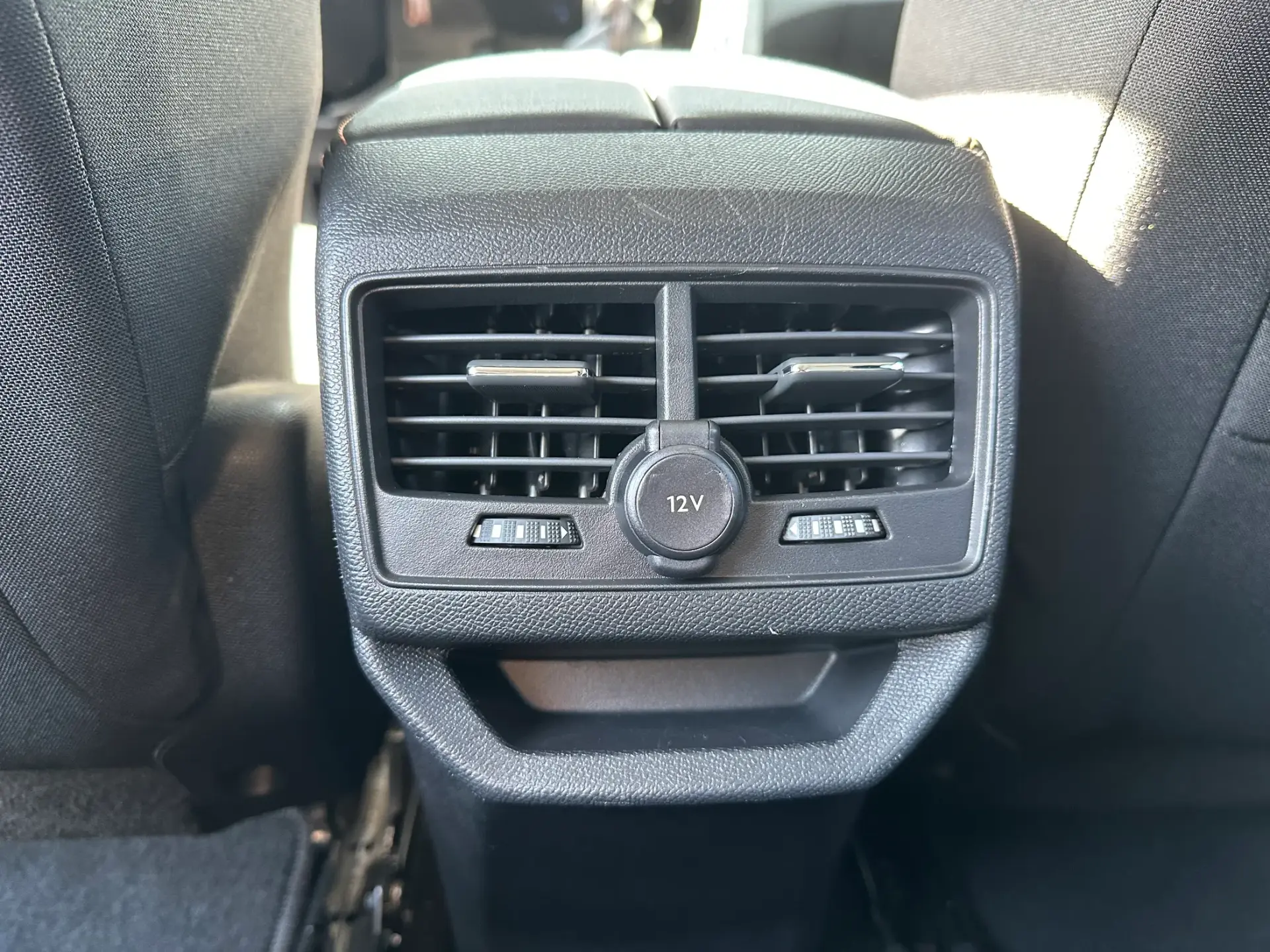 Peugeot 3008 1.5 BlueHDi Active Pack 28