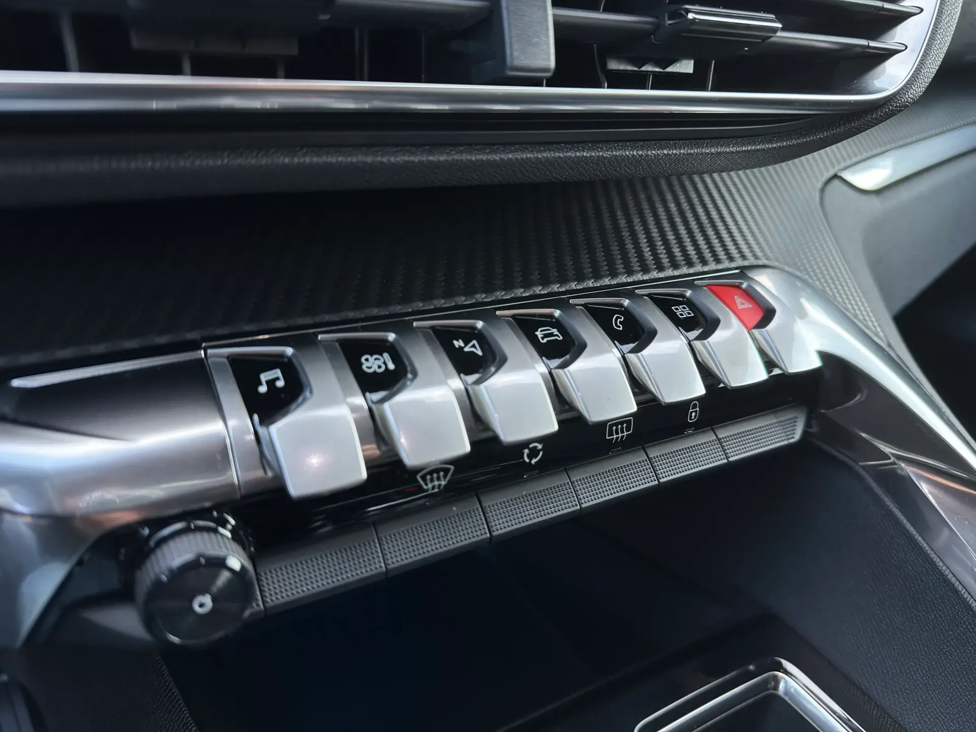 Peugeot 5008 1.5 BlueHDi Allure EAT8 24