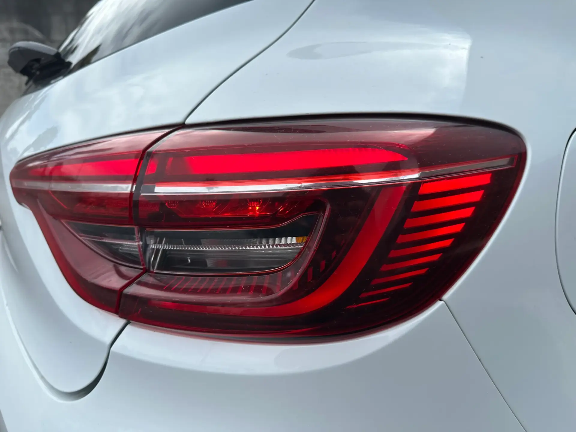 Renault Clio 1.0 TCe Limited 13