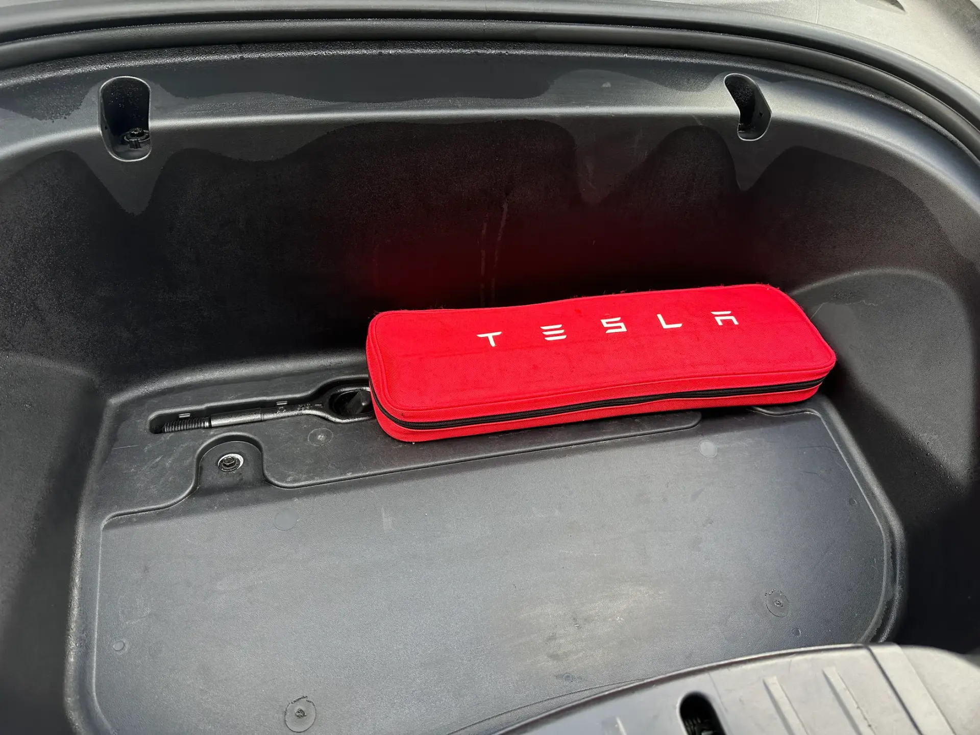 Tesla Model 3 Performance Tração Integral 31