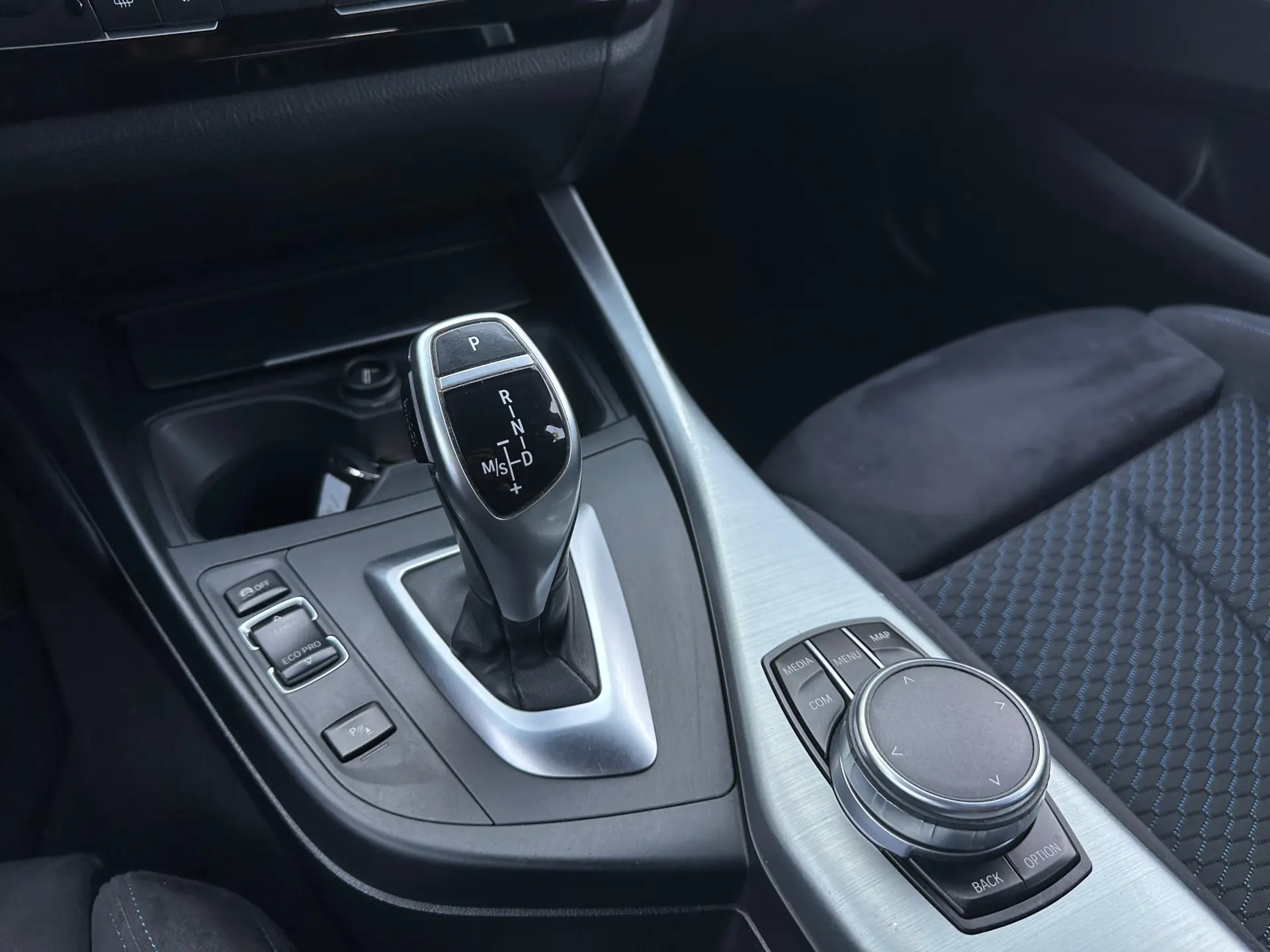 BMW 120 d xDrive Pack M 18