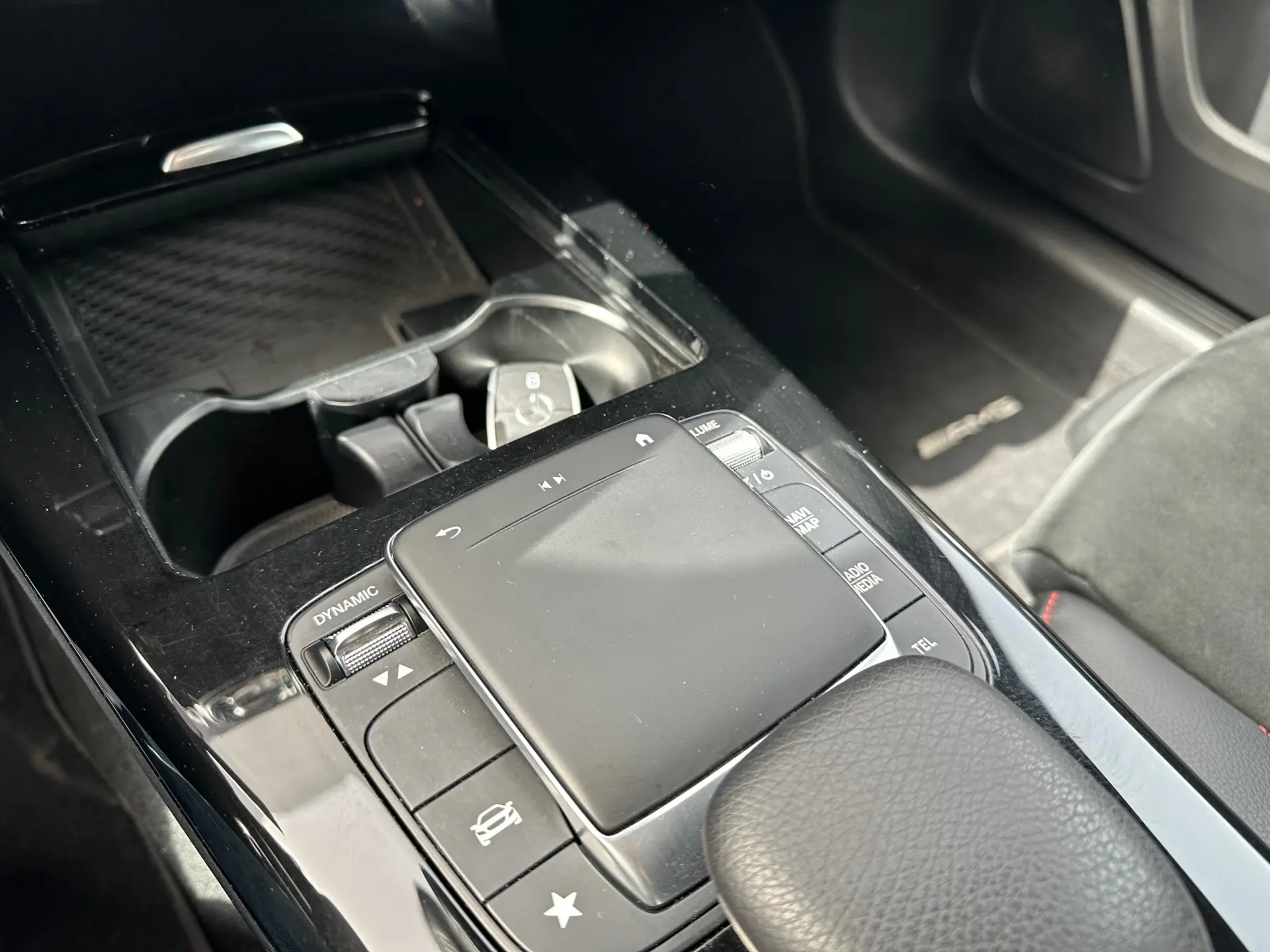 Mercedes-Benz A 180 d AMG Line Aut. 23