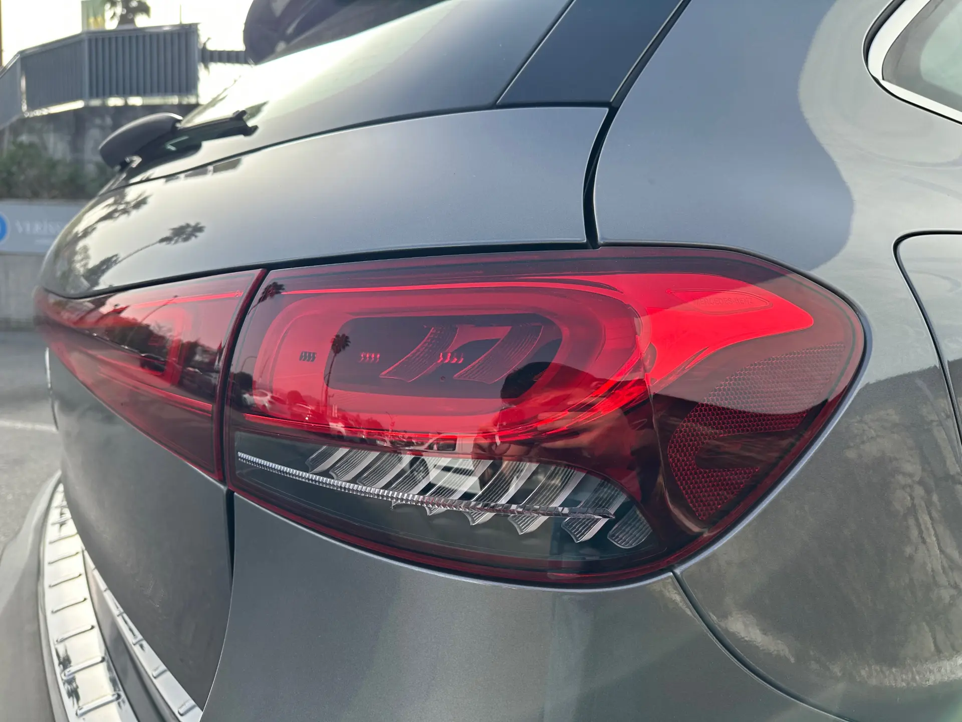 Mercedes-Benz EQA 250 Progressive 5