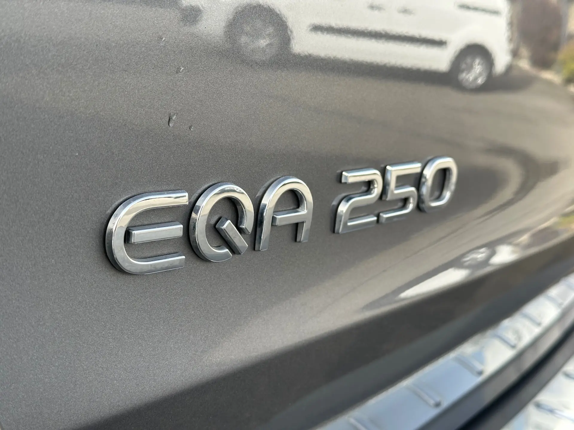 Mercedes-Benz EQA 250 Progressive 4