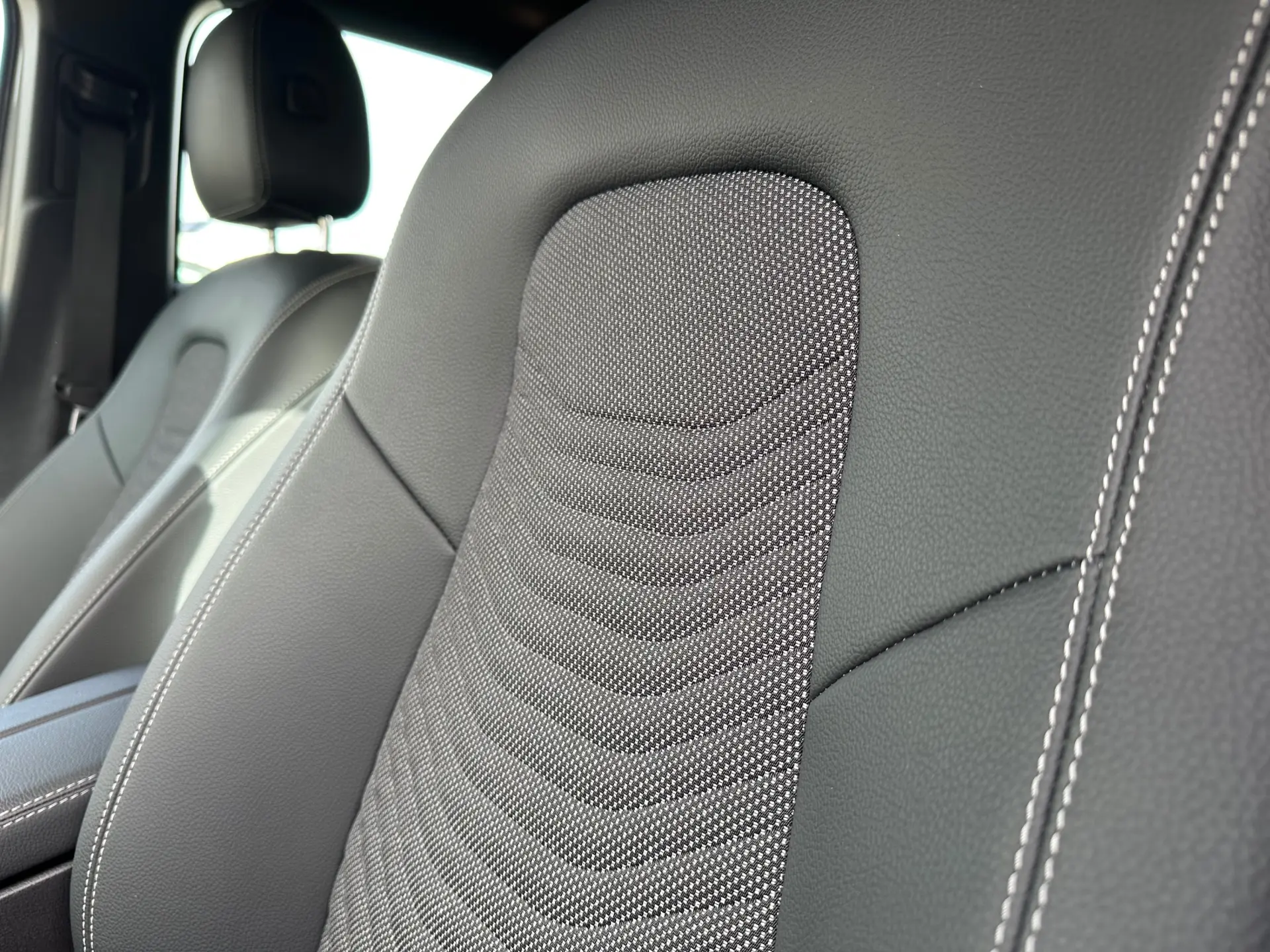 Mercedes-Benz EQA 250 Progressive 23