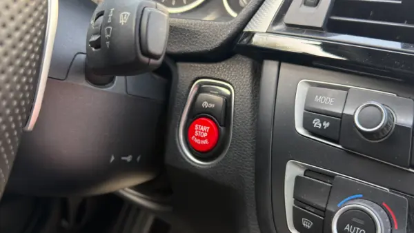 BMW 320 d EfficientDynamics Exclusive Auto 17