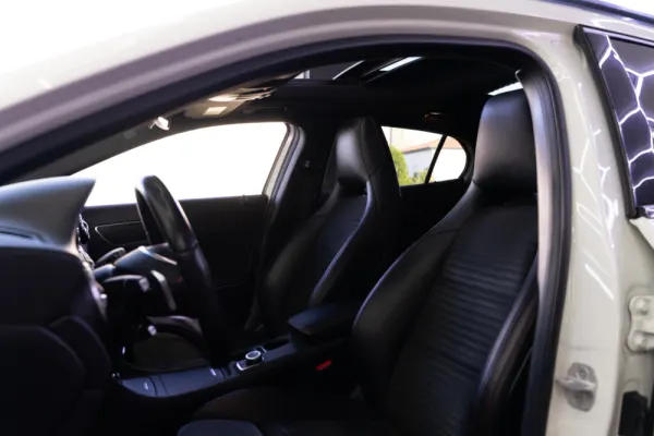 Mercedes-Benz GLA 220 d AMG Line 11