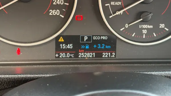 BMW 320 d EfficientDynamics Exclusive Auto 20