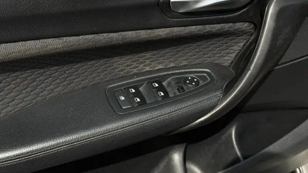 BMW 118 dA Pack M 19