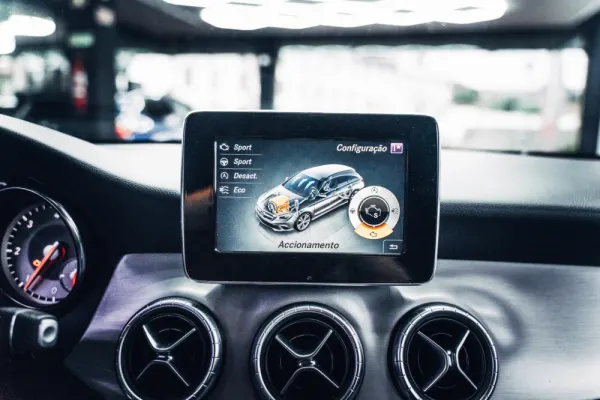 Mercedes-Benz CLA 220 d Shooting Brake AMG Line Aut. 7