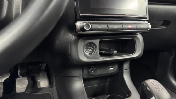 Citroën C3 1.2 PureTech Shine 18