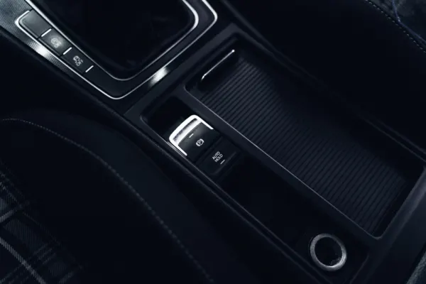 Volkswagen Golf 2.0 TDi GTD 24