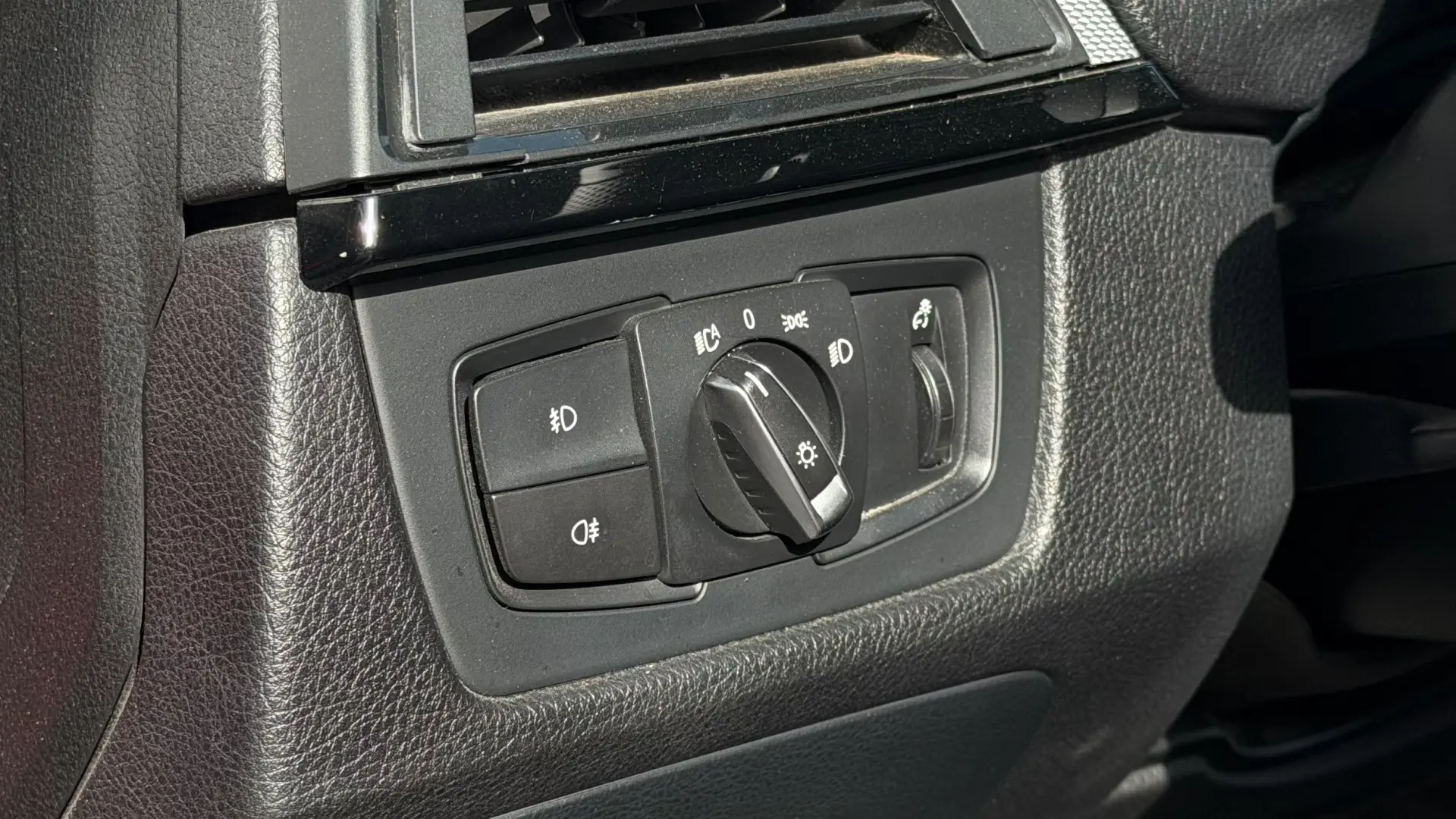 BMW 320 d EfficientDynamics Exclusive Auto 19