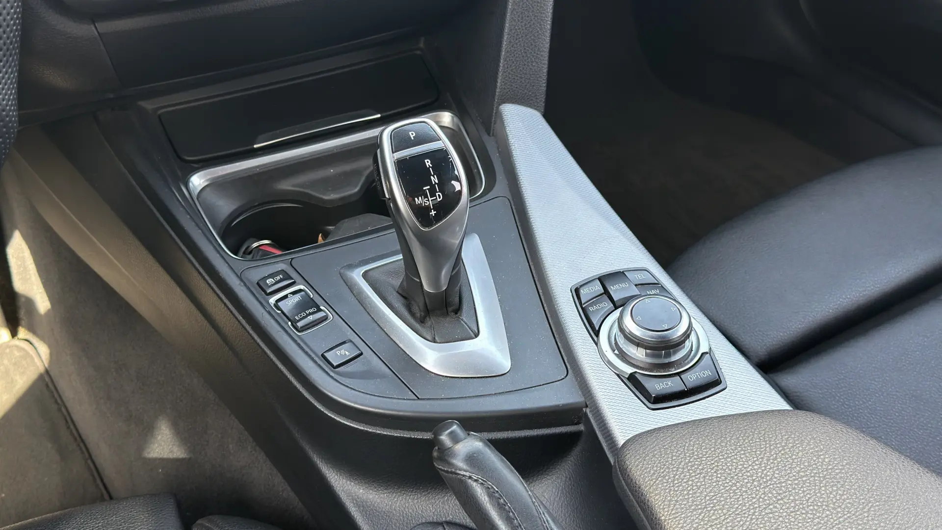 BMW 320 d EfficientDynamics Exclusive Auto 15