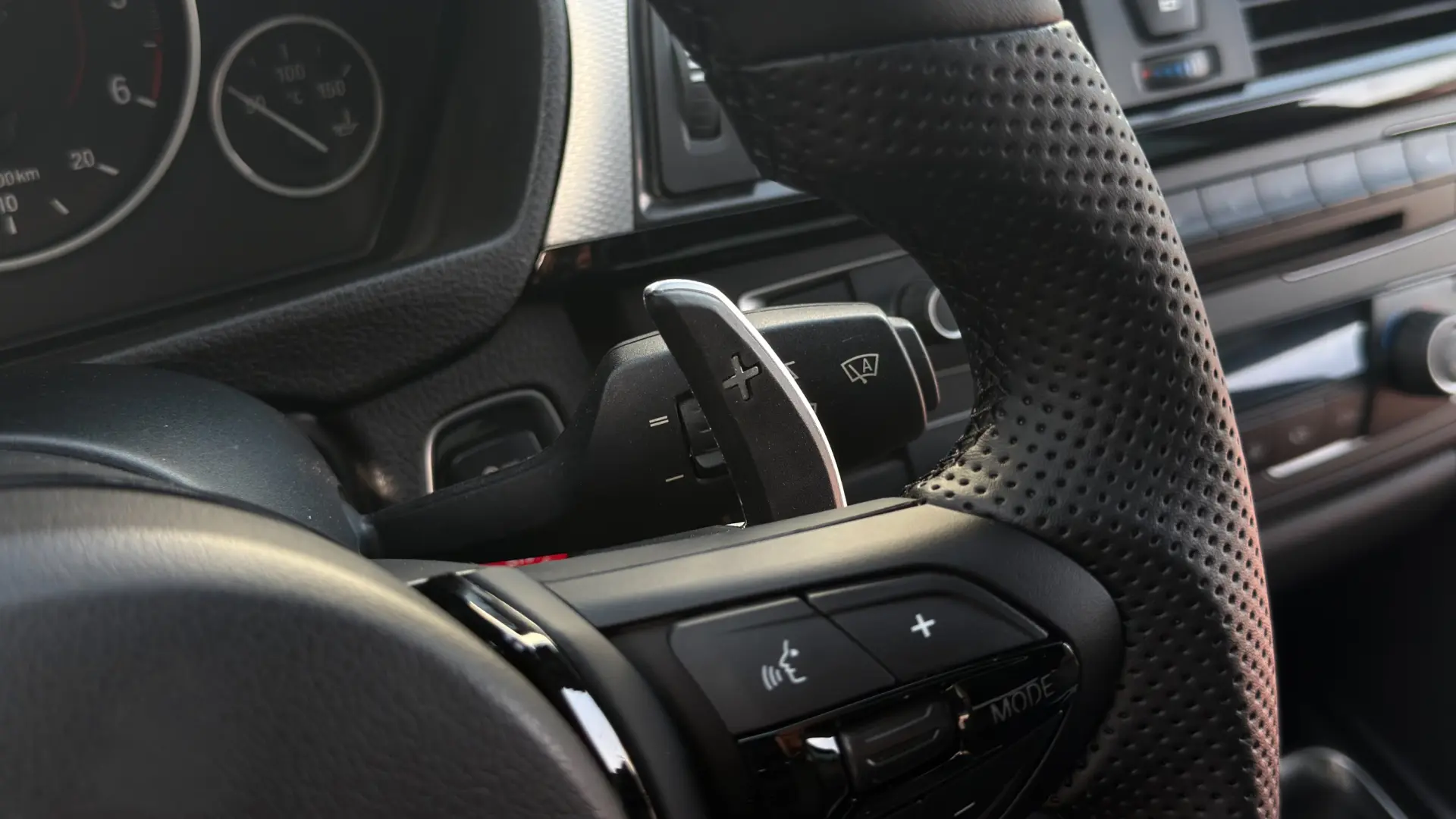 BMW 320 d EfficientDynamics Exclusive Auto 21