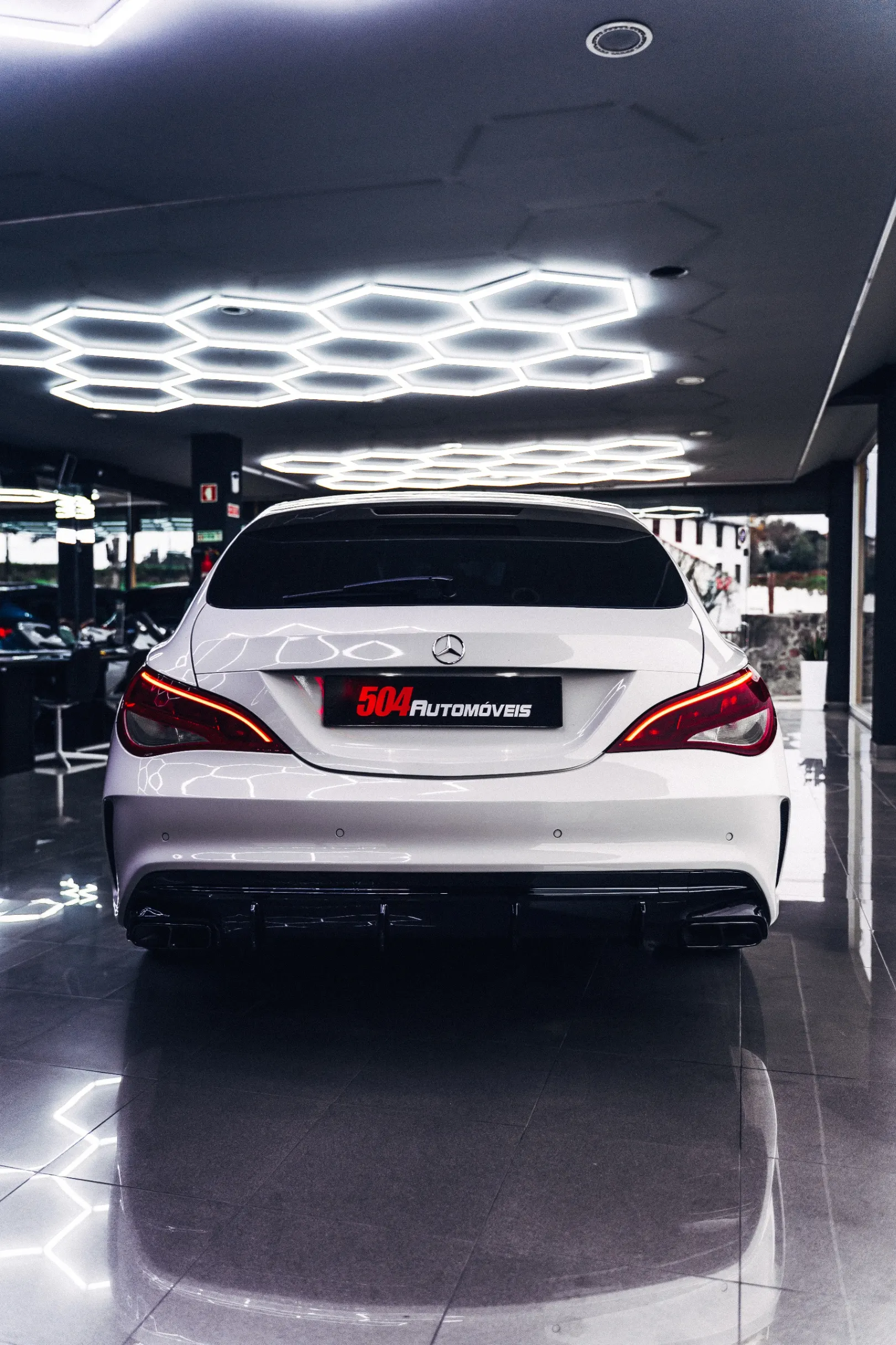 Mercedes-Benz CLA 220 d Shooting Brake AMG Line Aut. 16