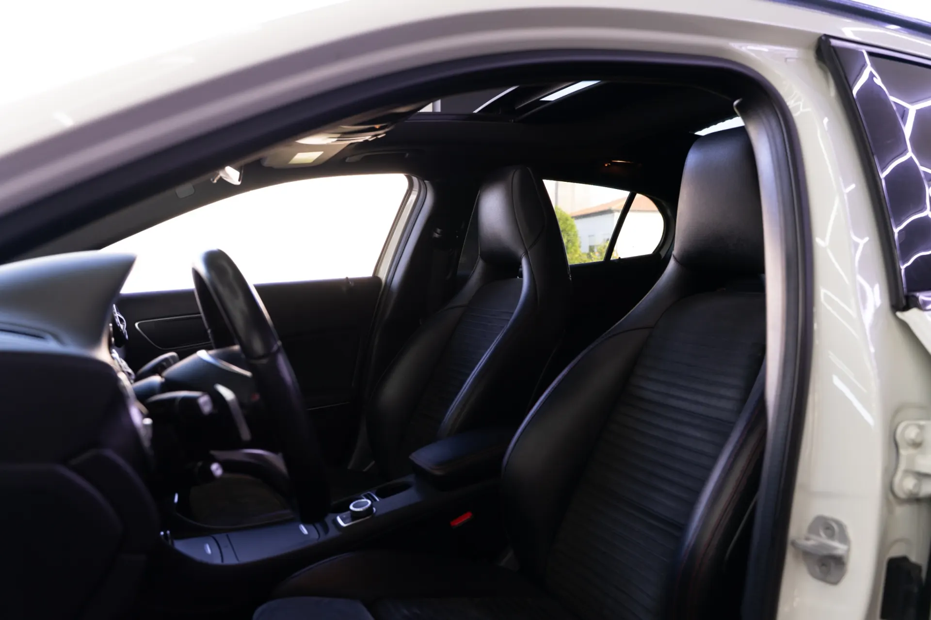 Mercedes-Benz GLA 220 d AMG Line 11