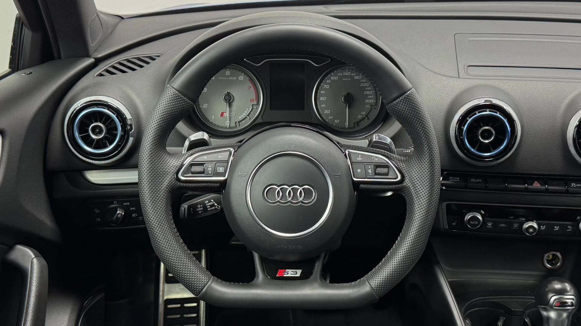 Audi S3 2.0 TFSi quattro S tronic 29