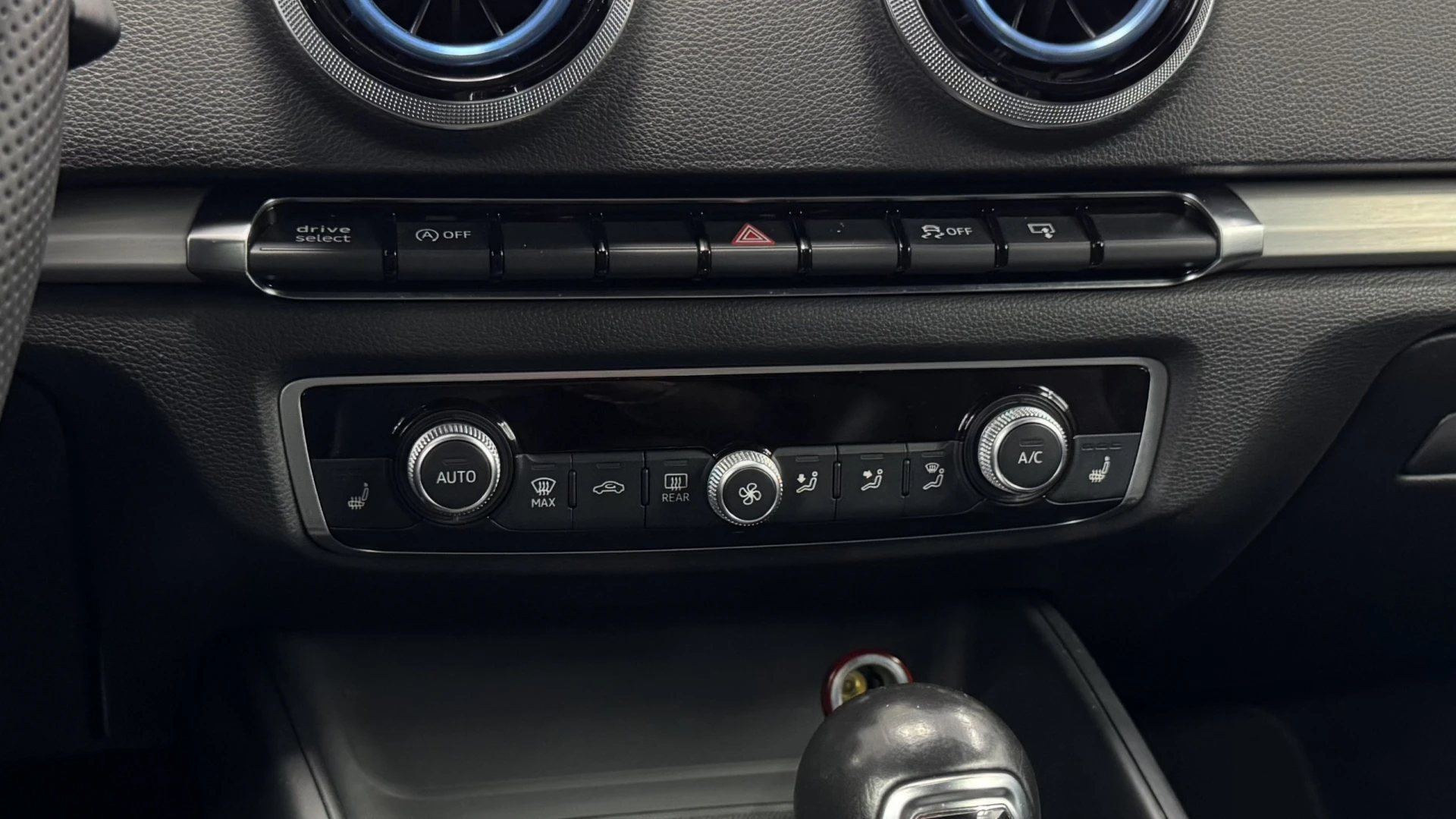 Audi S3 2.0 TFSi quattro S tronic 28