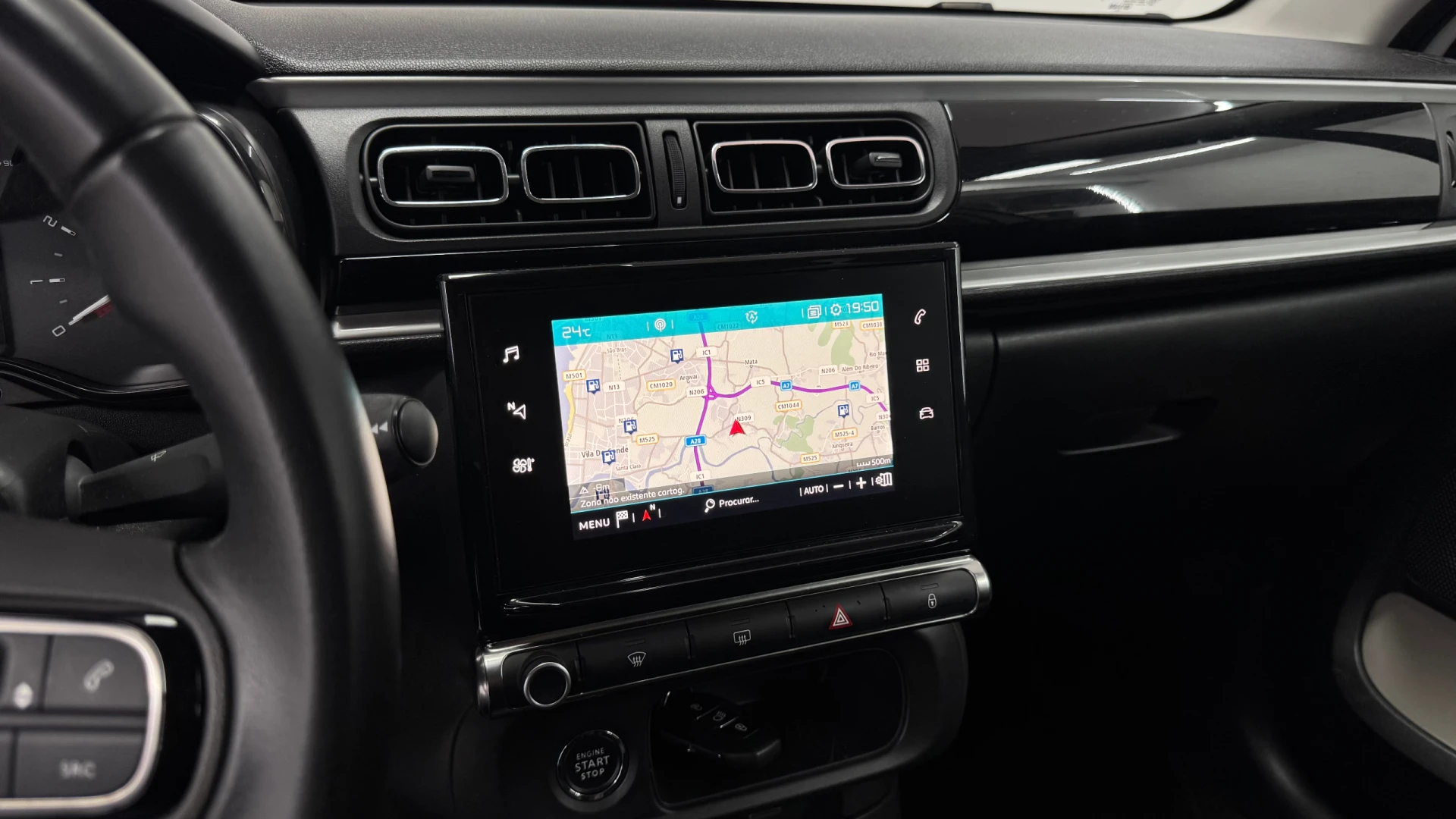 Citroën C3 1.2 PureTech Shine 21