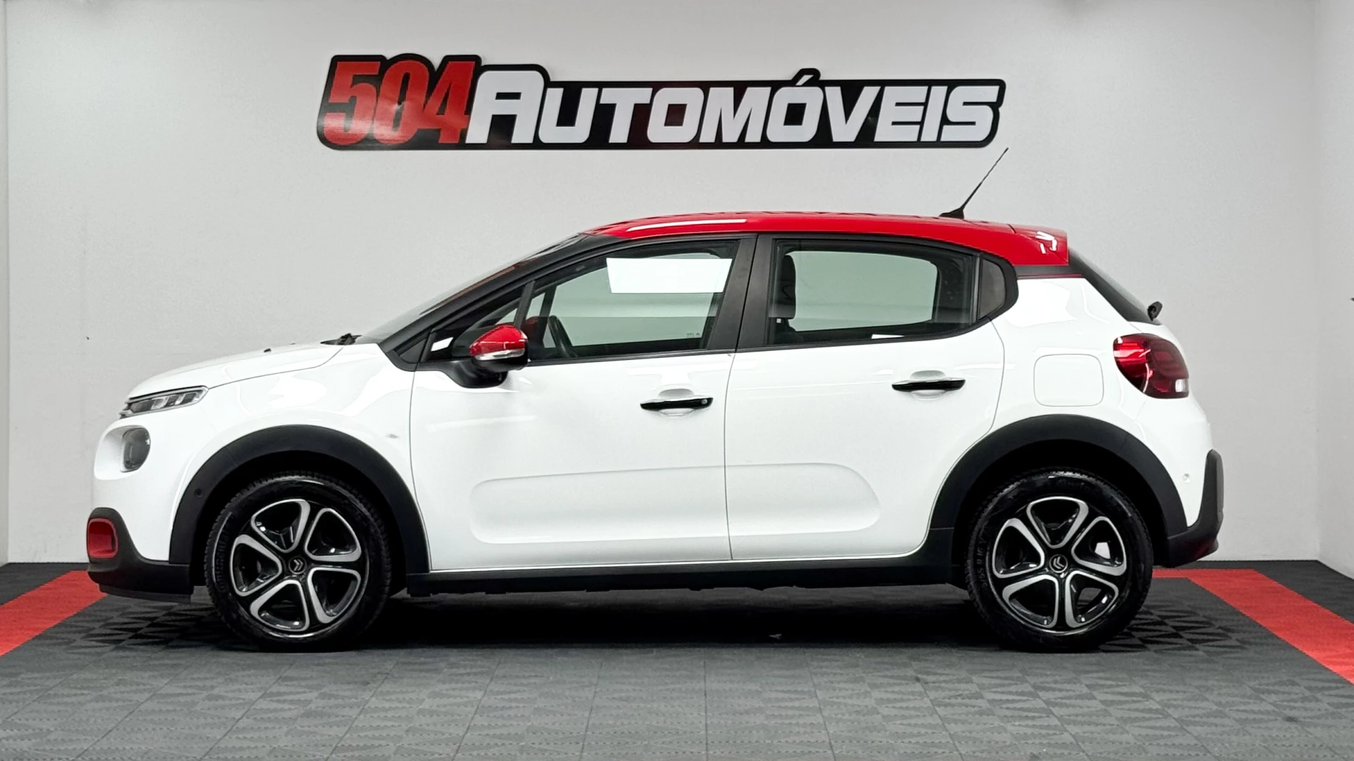 Citroën C3 1.2 PureTech Shine 6