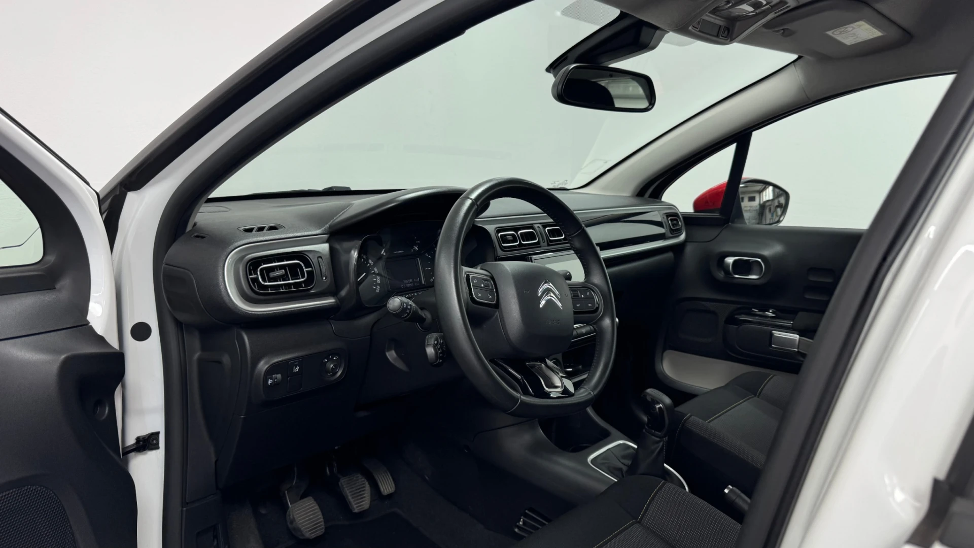 Citroën C3 1.2 PureTech Shine 10