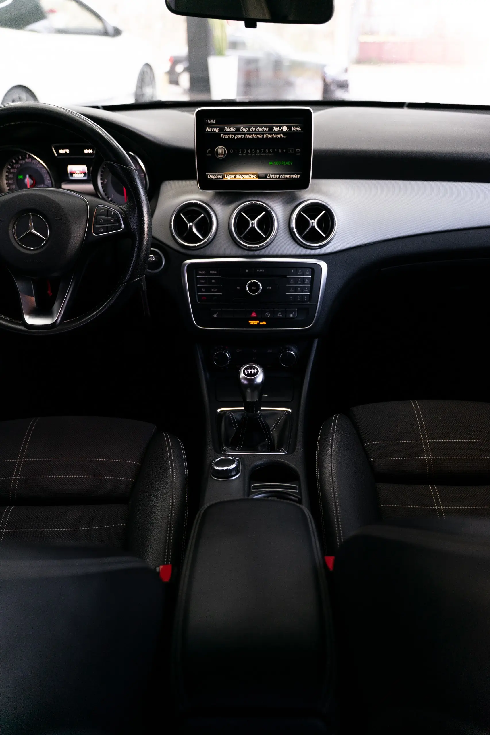 Mercedes-Benz CLA 200 d Urban 19