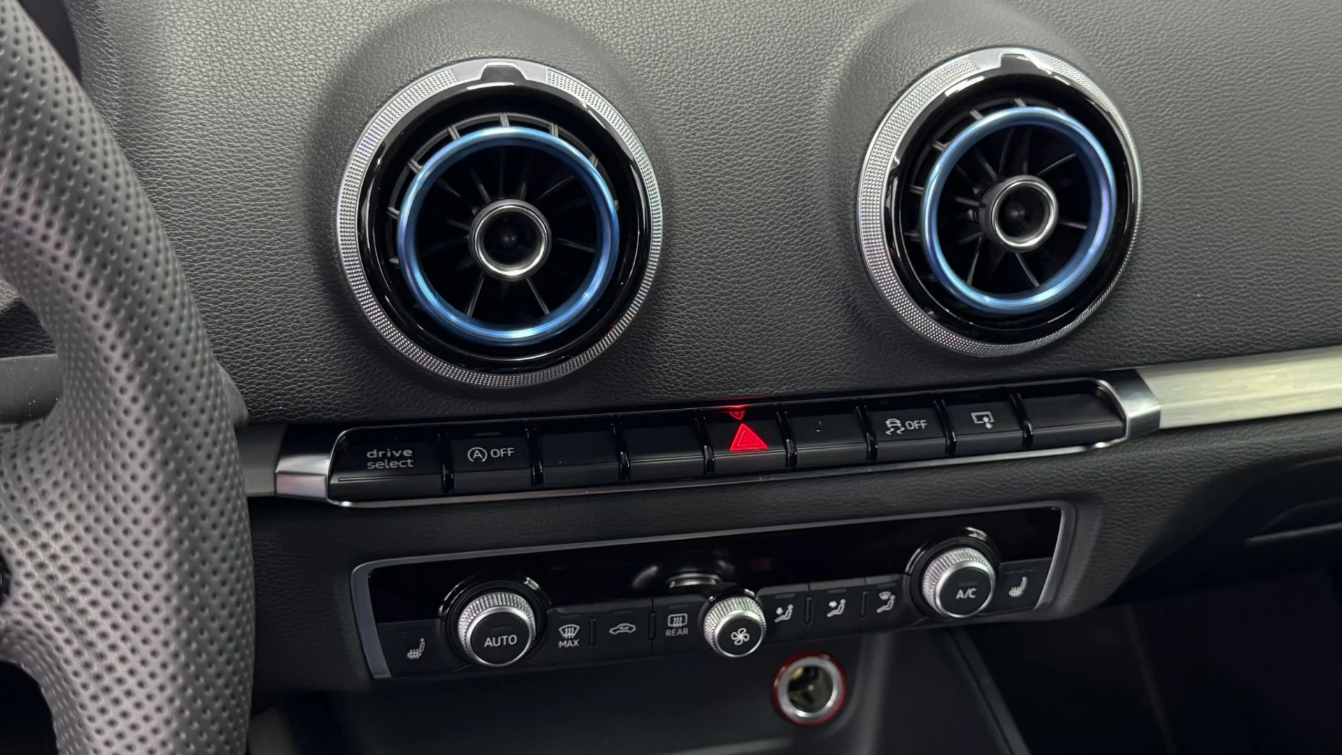 Audi S3 2.0 TFSi quattro S tronic 30