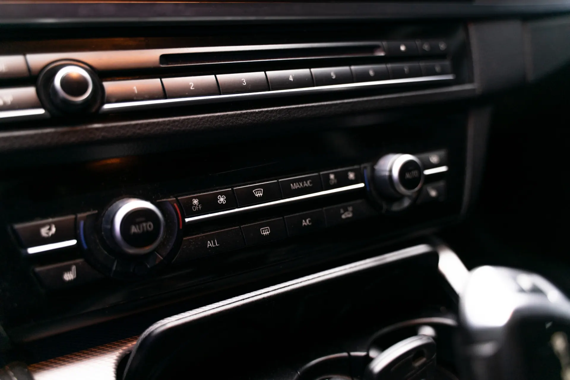 BMW 525 d Pack M Auto 32