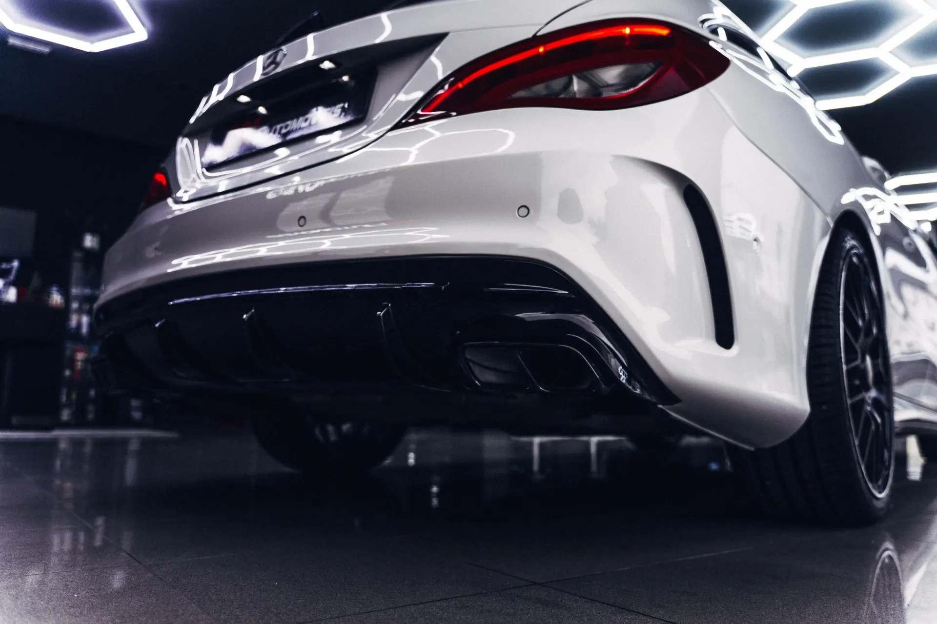 Mercedes-Benz CLA 220 d Shooting Brake AMG Line Aut. 17