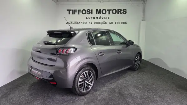 Peugeot 208 1.2 PureTech Allure Pack 6