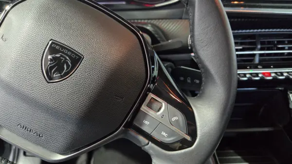 Peugeot 208 1.2 PureTech Active Pack 29