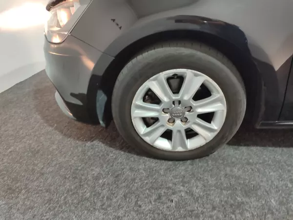 Audi A1 Sportback 1.6 TDi Sport 34