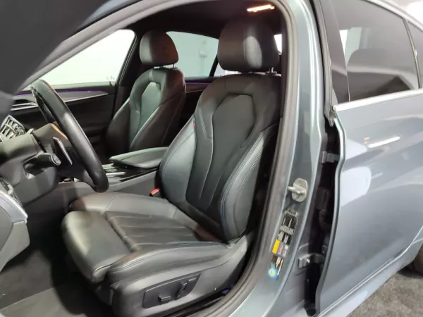 BMW 530 e iPerformance Pack M 13