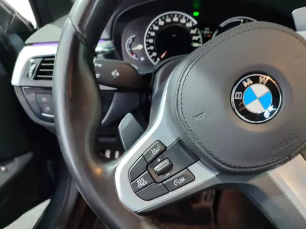 BMW 530 e iPerformance Pack M 44