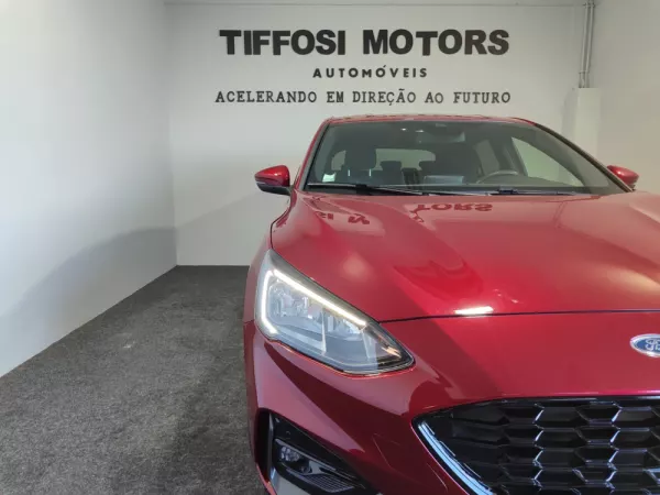 Ford Focus 1.0 EcoBoost ST-Line 5