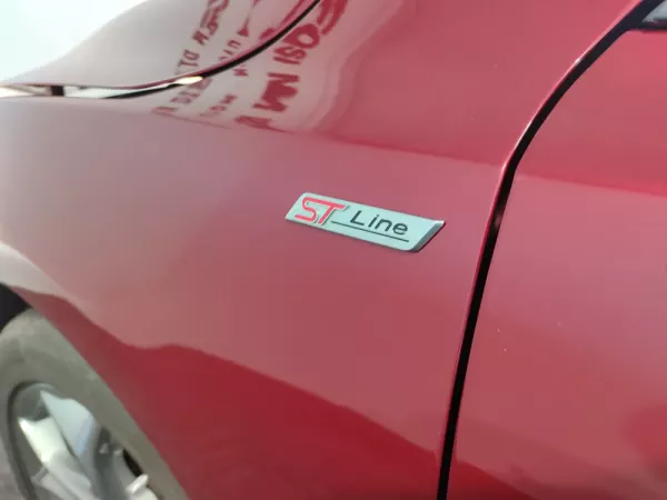 Ford Focus 1.0 EcoBoost ST-Line 45