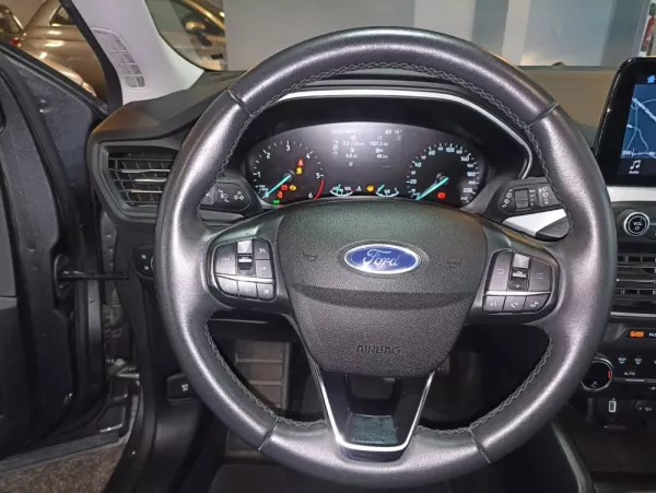 Ford Focus SW 1.5 TDCi EcoBlue Titanium 15