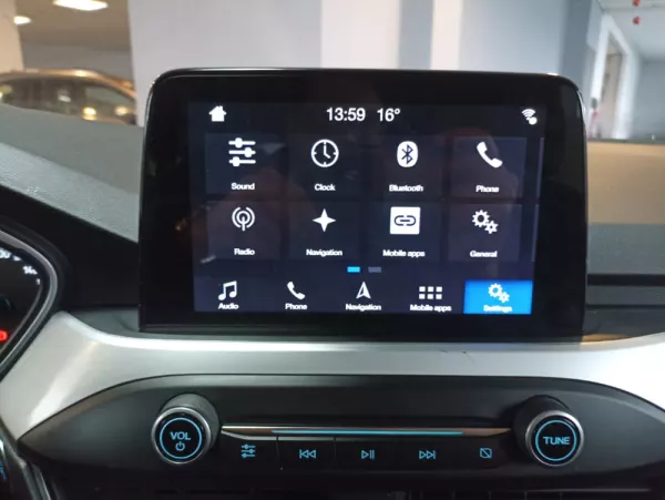 Ford Focus SW 1.5 TDCi EcoBlue Titanium 24