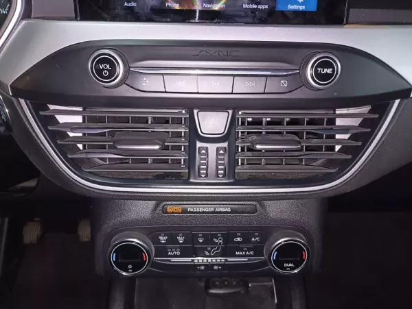 Ford Focus SW 1.5 TDCi EcoBlue Titanium 25