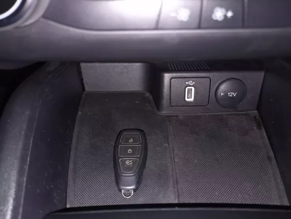 Ford Focus SW 1.5 TDCi EcoBlue Titanium 26