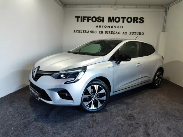Renault Clio 1.0 TCe Techno Bi-Fuel 1