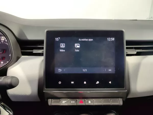 Renault Clio 1.0 TCe Techno Bi-Fuel 26