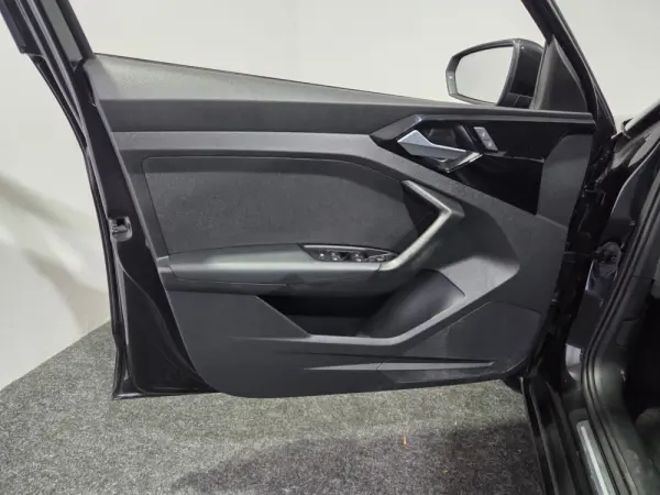 Audi A1 Sportback 25 TFSI 33