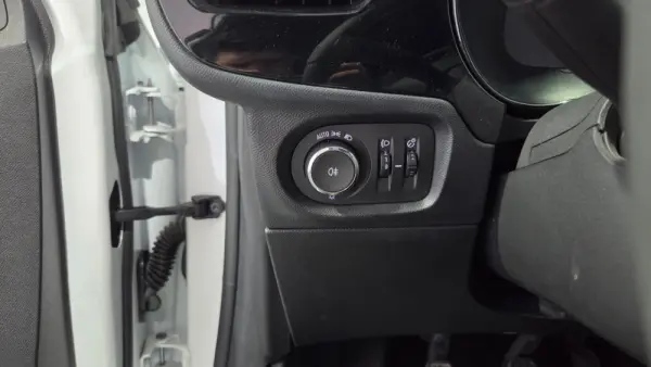 Opel Corsa 1.2 Direct Injection Turbo S&S GS 34