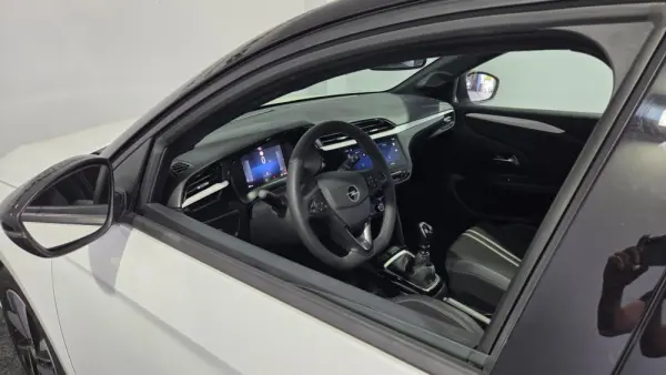 Opel Corsa 1.2 Direct Injection Turbo S&S GS 11