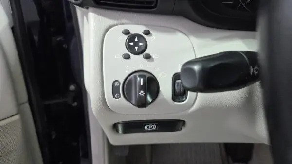 Mercedes-Benz C 180 Sport Coupé K Evolution 28