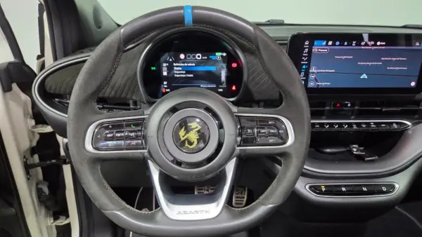 Abarth 500e C Scorpionissima 21