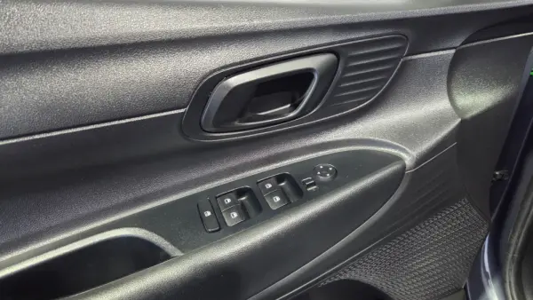 Hyundai i20 1.0 T-GDI Style Plus 37