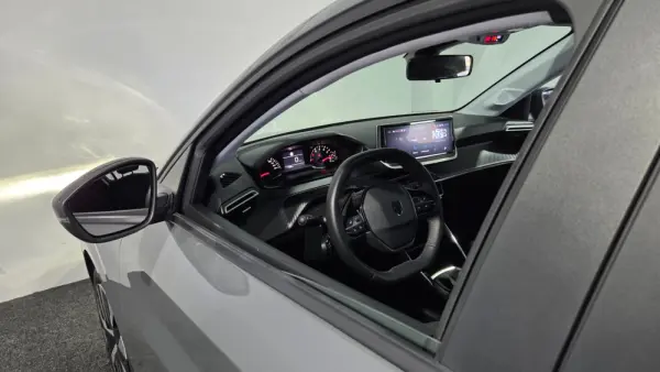 Peugeot 208 1.2 PureTech Active Pack 11